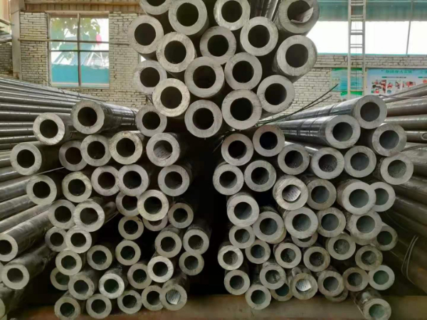 精軋無(wú)縫鋼管生產(chǎn)機(jī)組